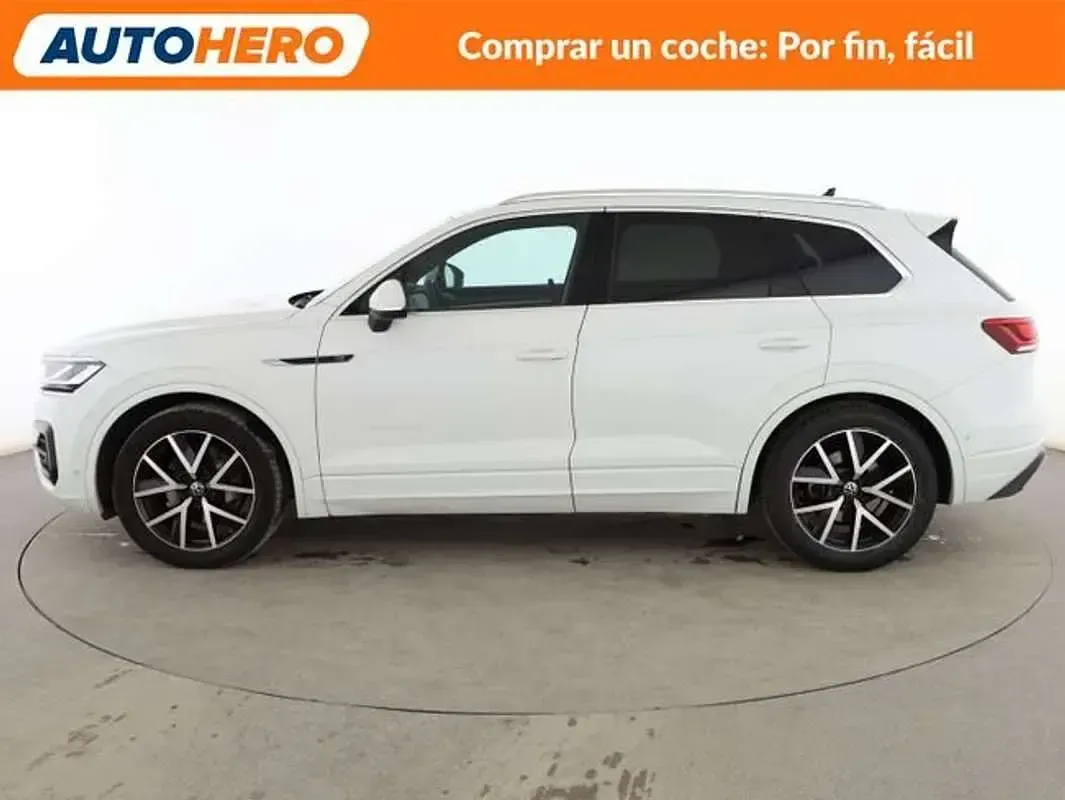 Second-hand VW Touareg Elegance 286 CP (210 kW) 2022 Alb SUV