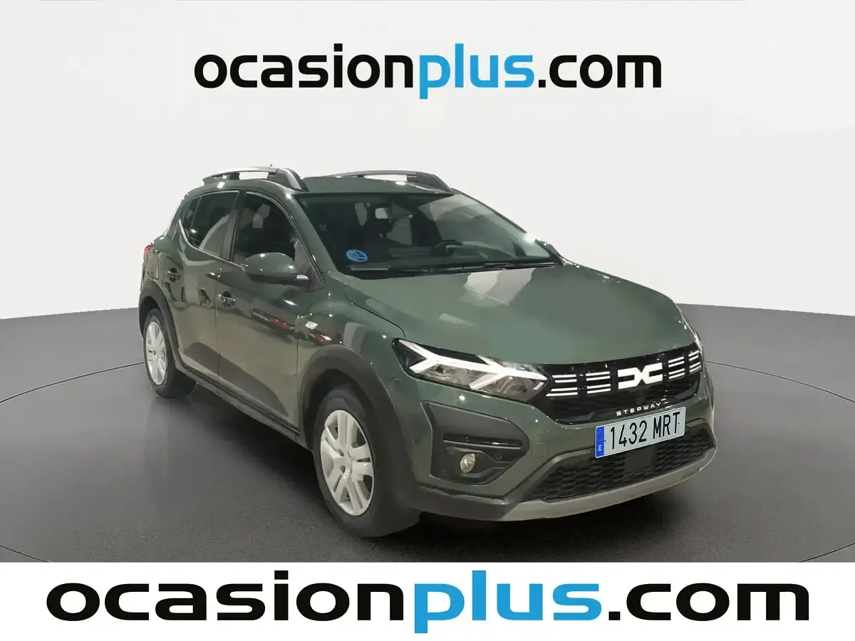 Usado Dacia Sandero Expression 91 CV (66 kW) 2024 Verde