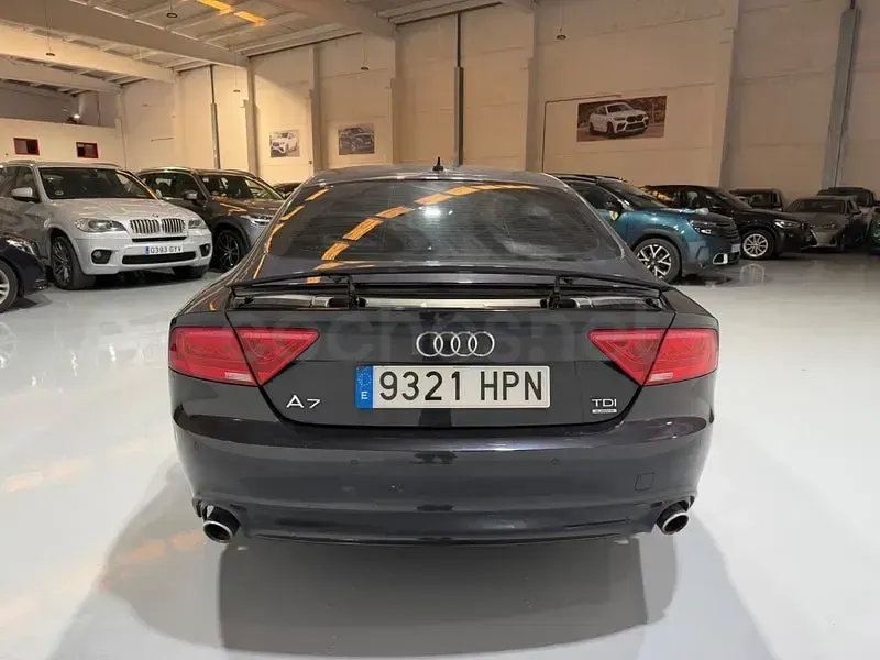 Usado Audi A7 Sportback Premium 204 CV (150 kW) 2013 Gris / plata Utilitario