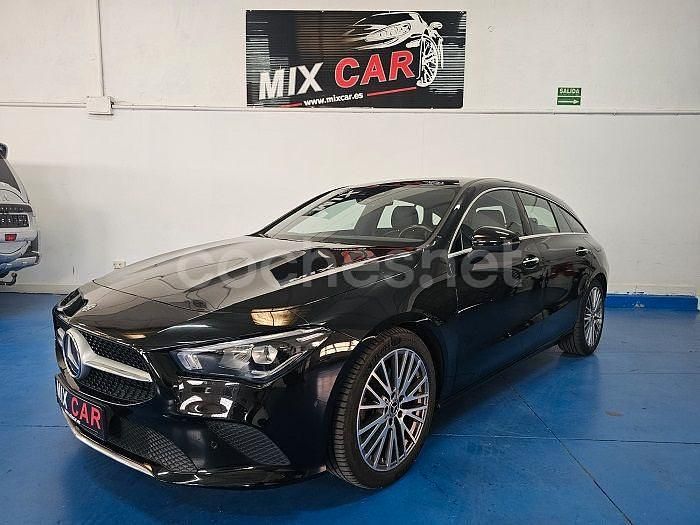 Negro Usado 2020 Mercedes CLA200 Shooting Brake Familiar | 22.999 € (Precio justo) - Imagen 1/4