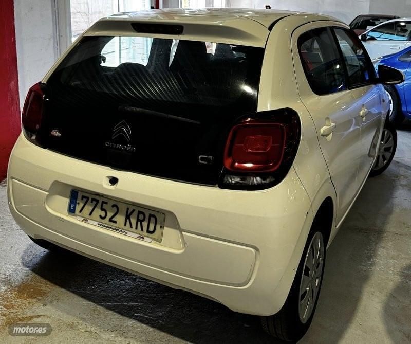 Usado Citroën C1 Feel 70 CV (51 kW) 2018 Blanco Utilitario