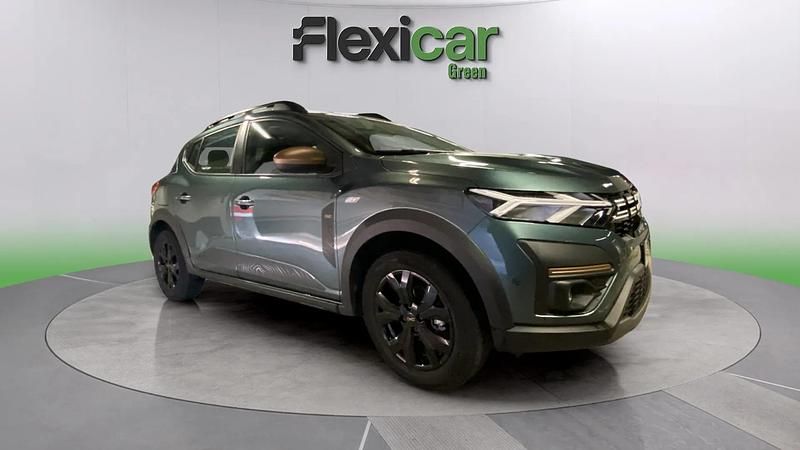 Usado Dacia Sandero Extreme 101 HP (74 kW) 2025 Cinzento Sedan