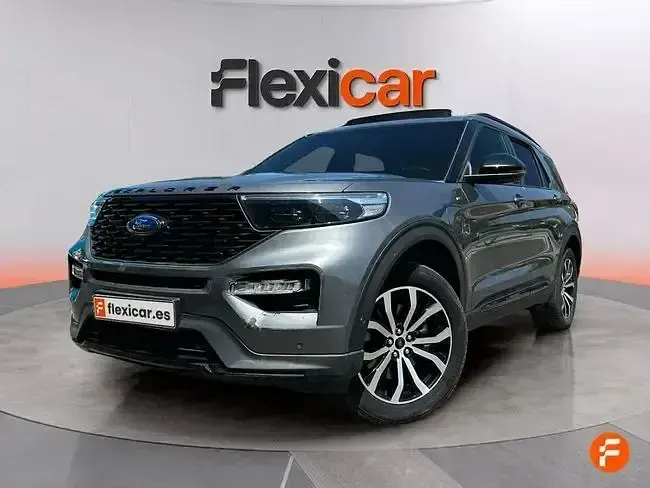 Usado Ford Explorer ST-Line 457 CV (336 kW) 2022 Gris SUV