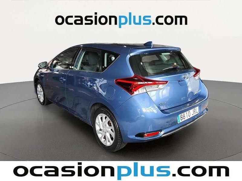 Usado Toyota Auris Hybrid Active 136 CV (100 kW) 2016 Azul Utilitario