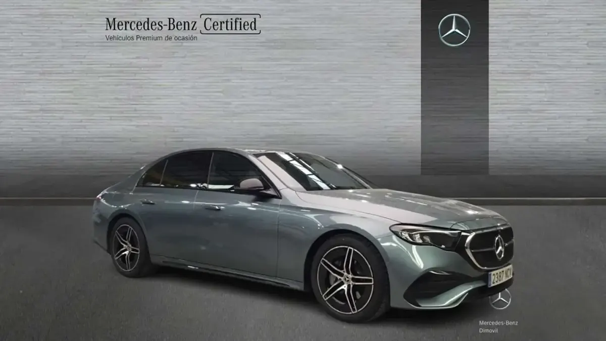 Usado Mercedes E220 197 CV (144 kW) 2025 Verde Berlina