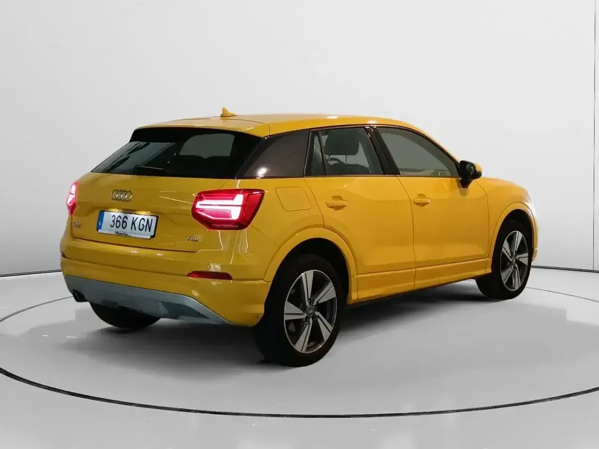 Usado Audi Q2 Sport 116 CV (85 kW) 2018 Amarillo SUV