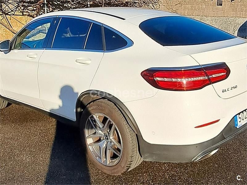 Usado Mercedes GLC250 211 CV (155 kW) 2018 Blanco Coupe