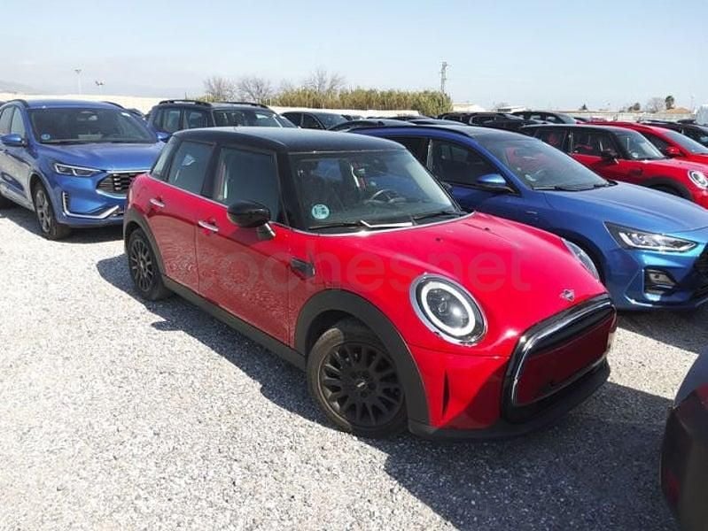 Usado Mini Cooper 136 CV (100 kW) 2024 Rojo Utilitario
