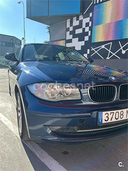 Usado BMW 118 143 CV (105 kW) 2011 Azul Utilitario