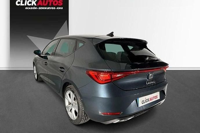 Usado Seat Leon FR 150 CV (110 kW) 2024 Blanco