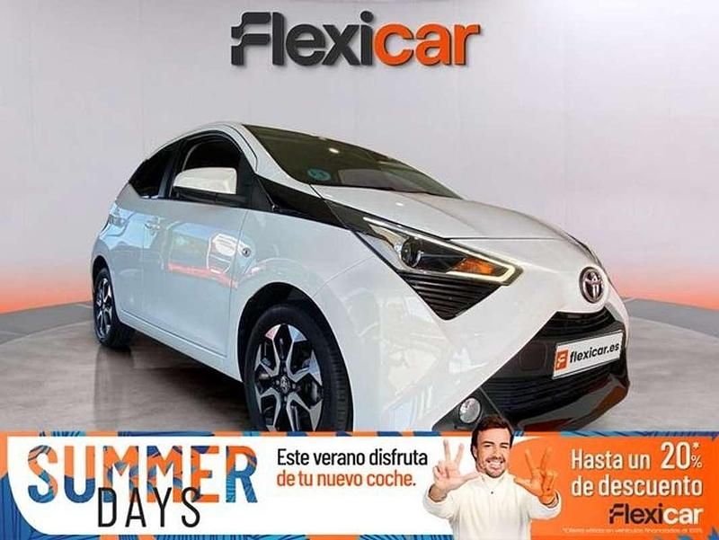 Blanco Usado 2020 Toyota Aygo X-play Utilitario | 11.190 € (Buen precio) - Imagen 1/4