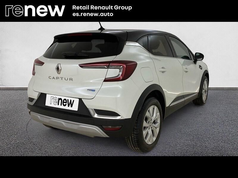 Usado Renault Captur Zen 160 CV (117 kW) 2022 Blanco SUV
