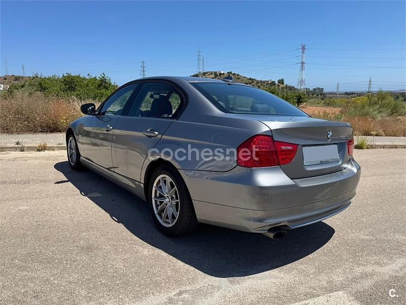 Usado BMW 320 177 CV (130 kW) 2011 Gris / plata Berlina