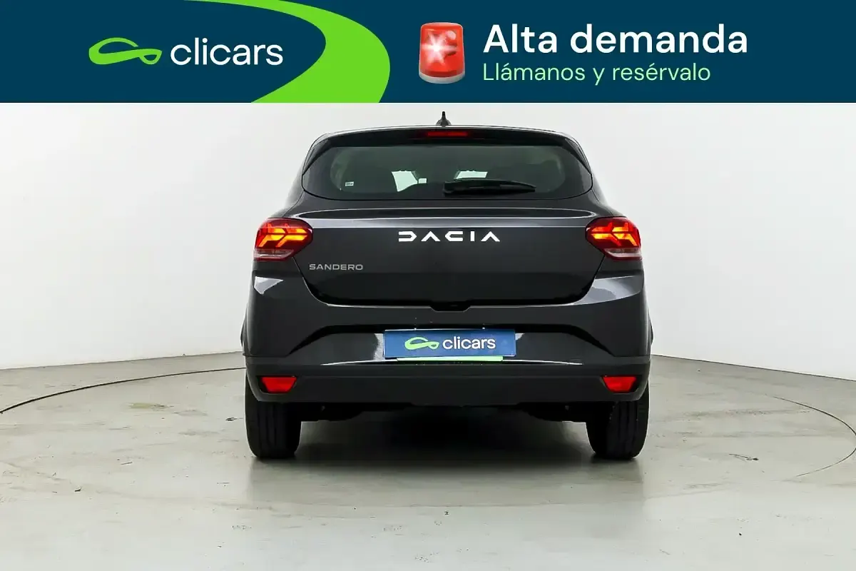 Usado Dacia Sandero Essentiel 100 CV (73 kW) 2025 Negro