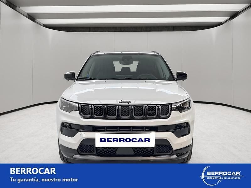 Usado Jeep Compass Summit 130 CV (95 kW) 2025 Blanco SUV
