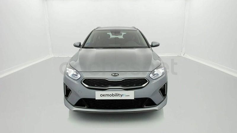 Usado Kia Ceed 141 CV (103 kW) 2021 Gris / plata Utilitario
