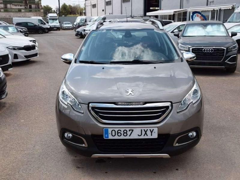 Usado Peugeot 2008 Allure 99 CV (72 kW) 2016 Gris SUV