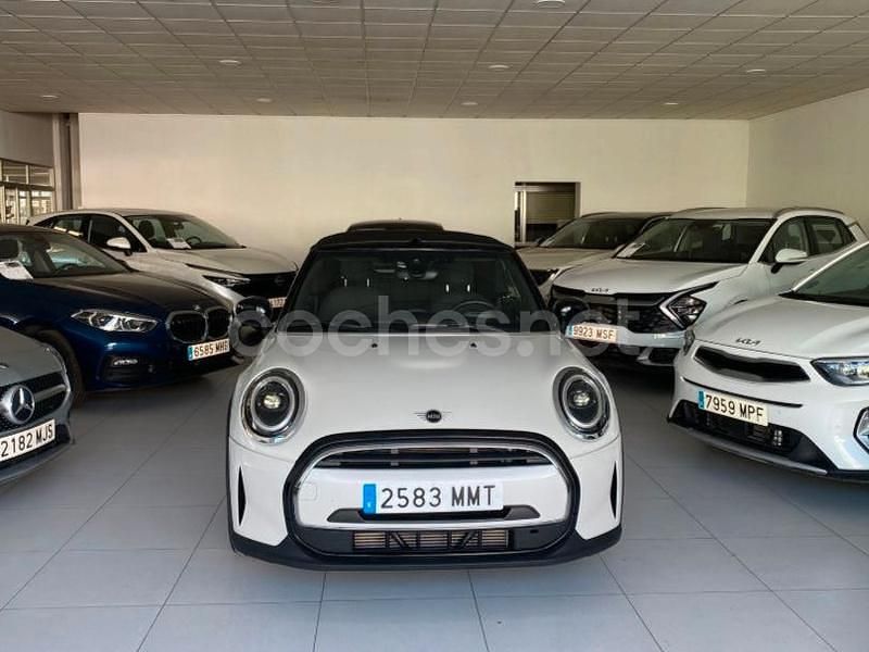Usado Mini Cooper Cabriolet 136 CV (100 kW) 2024 Blanco Descapotable