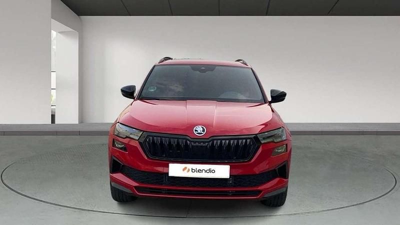 Usado Skoda Karoq SportLine 150 CV (110 kW) 2023 Rojo SUV