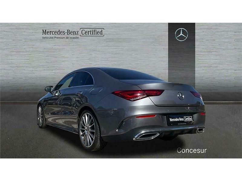 Usado Mercedes CLA200 AMG line 150 CV (110 kW) 2022 Gris montaña Berlina