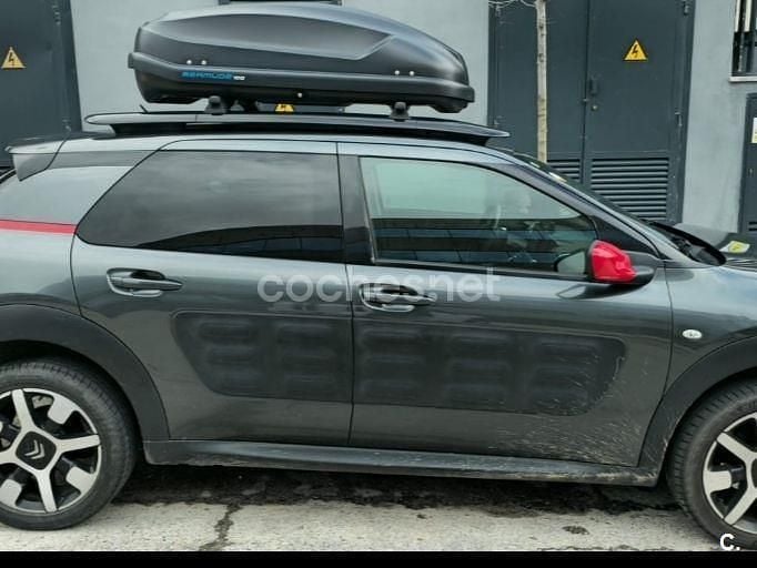 Usado Citroën C4 Shine 100 CV (73 kW) 2016 Gris / plata Berlina
