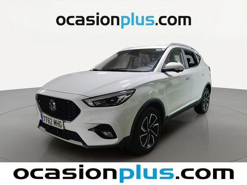 Käytetty MG ZS Luxury 111 HP (81 kW) 2023 Valkoinen Katumaasturi