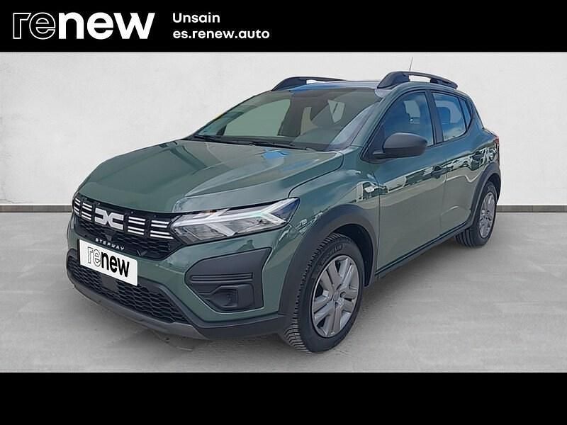 Usado Dacia Sandero Essentiel 91 CV (66 kW) 2023 Verde Berlina