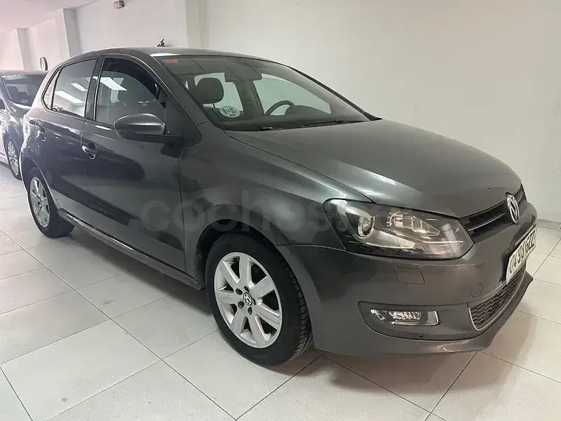 Usado VW Polo Sport 90 CV (66 kW) 2010 Gris / plata Utilitario