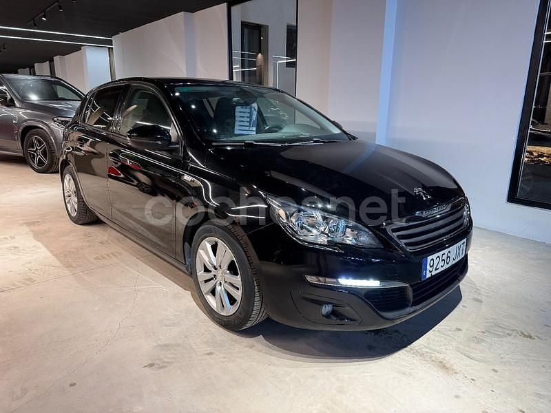 Usado Peugeot 308 Style 130 CV (95 kW) 2017 Negro Berlina