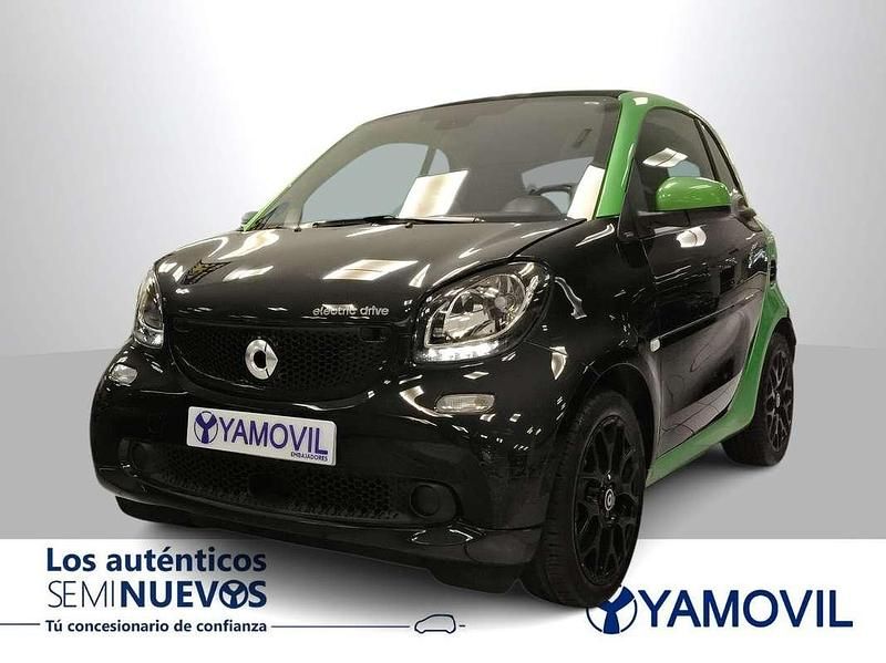 Verde Usado 2017 Smart ForTwo Coupé Coupe | 8950 € - Imagen 1/4