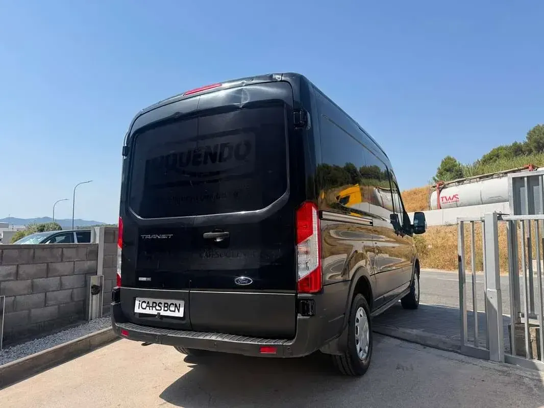 Usado Ford Transit Trend 129 CV (94 kW) 2022 Negro Van