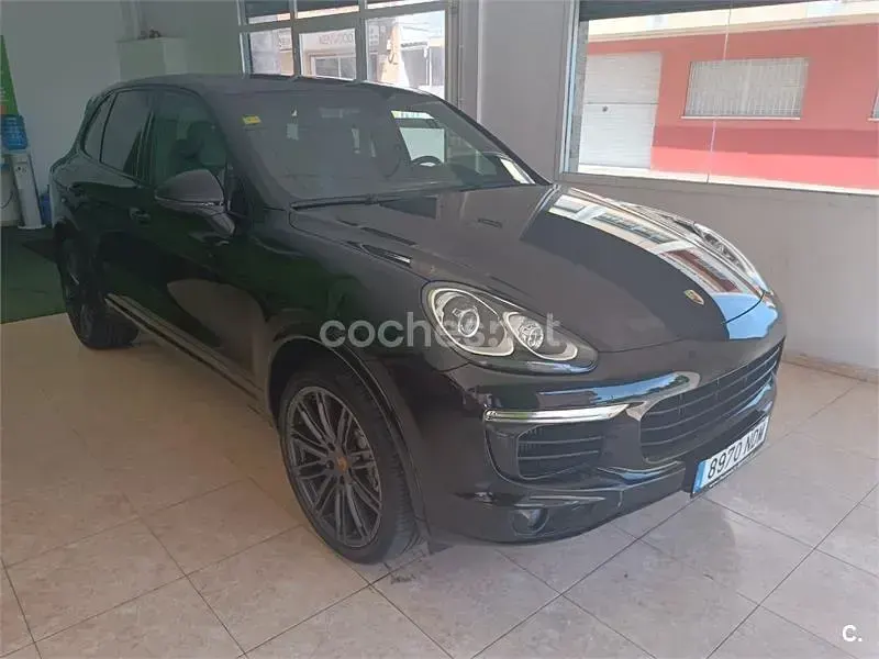 Usado Porsche Cayenne Diesel 262 CV (192 kW) 2015 Negro SUV