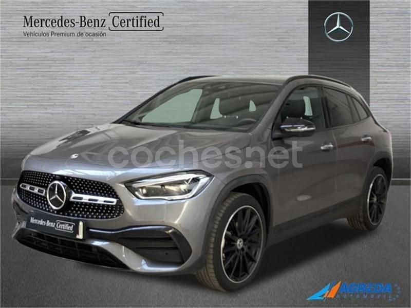 Gris / plata Usado 2022 Mercedes GLA250 SUV | 39.900 € (Un poco caro) - Imagen 1/4