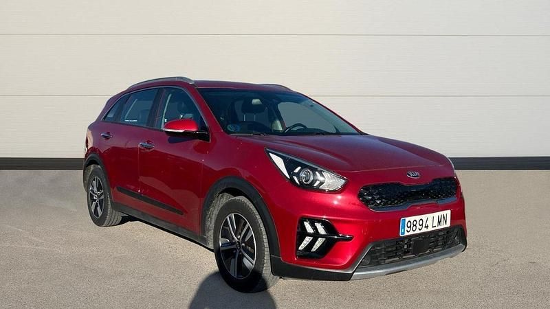 Usado Kia Niro 141 CV (103 kW) 2021 Rojo SUV
