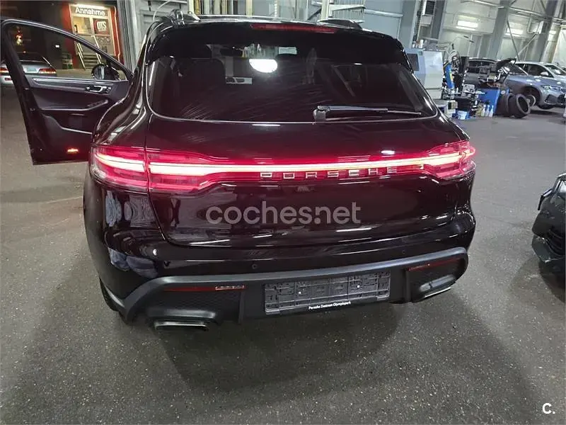 Usado Porsche Macan 245 CV (180 kW) 2022 Negro SUV