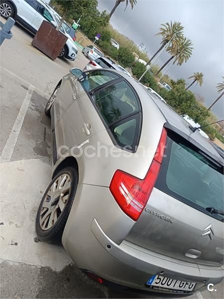 Usado Citroën C4 VTR Sport 92 CV (67 kW) 2008 Beige Berlina