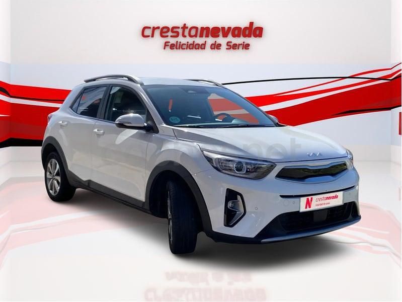 Usado Kia Stonic Plus 84 CV (61 kW) 2022 Blanco SUV