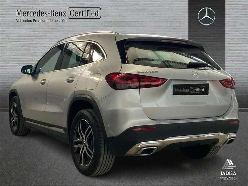 Usado Mercedes GLA180 136 CV (100 kW) 2022 SUV