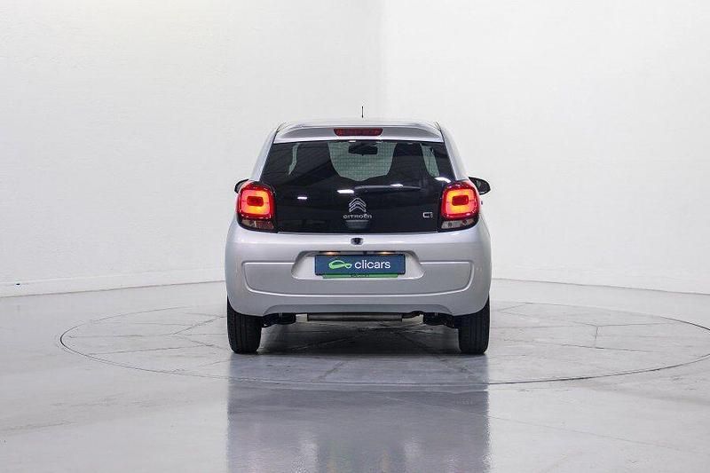 Usado Citroën C1 72 CV (52 kW) 2020 Gris Utilitario