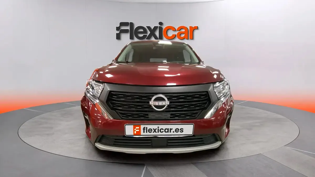 Usado Nissan Townstar N-Connecta 131 CV (96 kW) 2023 Granate Familiar