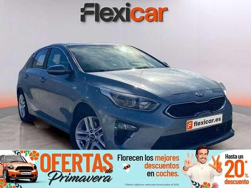 Usado Kia Ceed 120 CV (88 kW) 2020 Gris Utilitario