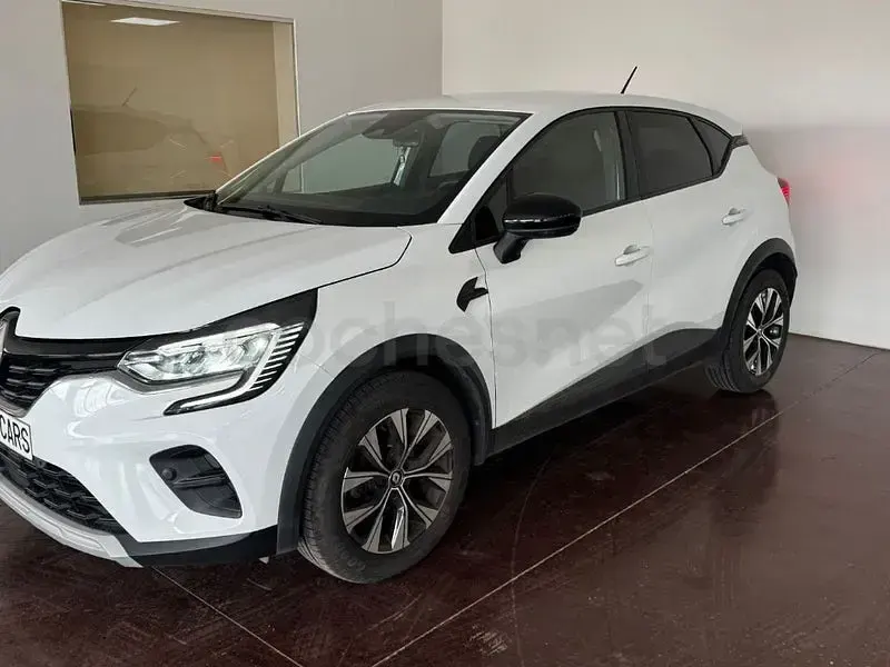 Usado Renault Captur Evolution 90 CV (66 kW) 2023 Blanco SUV