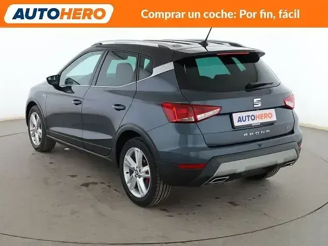 Usado Seat Arona FR 110 CV (80 kW) 2021 Gris SUV
