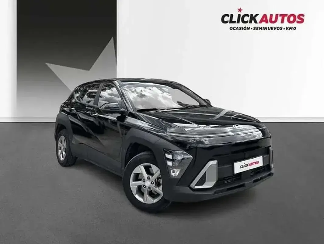 Usado Hyundai Kona 120 CV (88 kW) 2024 Negro SUV