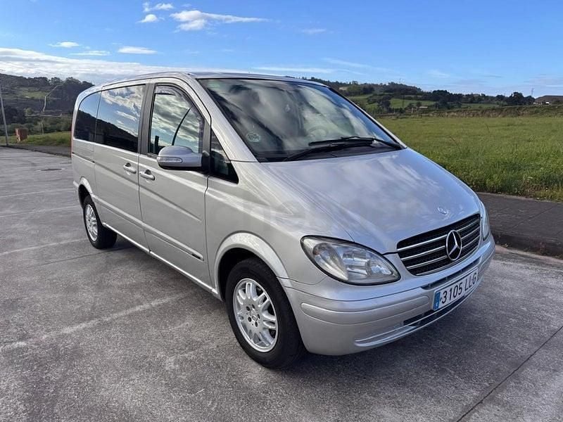 Usado Mercedes Viano 150 CV (110 kW) 2004 Gris / plata Monovolumen