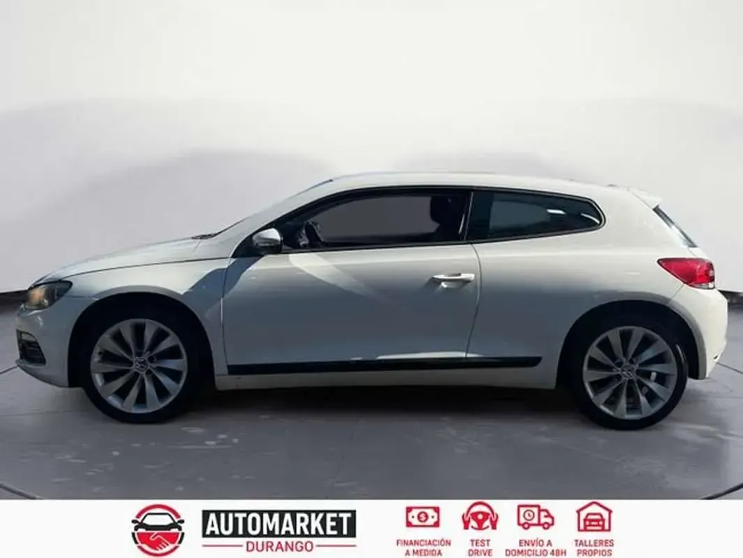 Usado VW Scirocco 122 CV (89 kW) 2010 Blanco Coupe