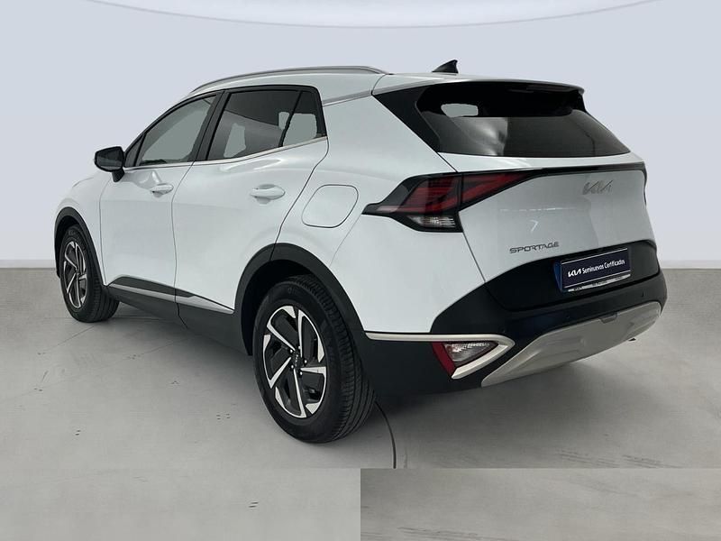 Usado Kia Sportage 150 CV (110 kW) 2022 Blanco SUV