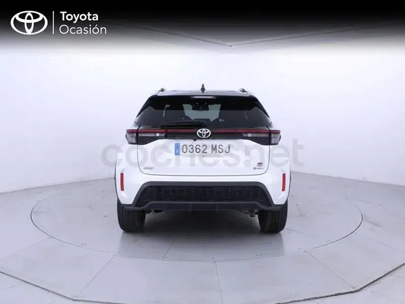 Używany Toyota Yaris Cross Sport 130 KM (95 kW) 2024 Biały SUV