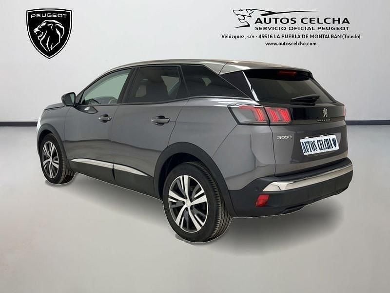 Usado Peugeot 3008 Allure 130 CV (95 kW) 2024 Gris oscuro SUV