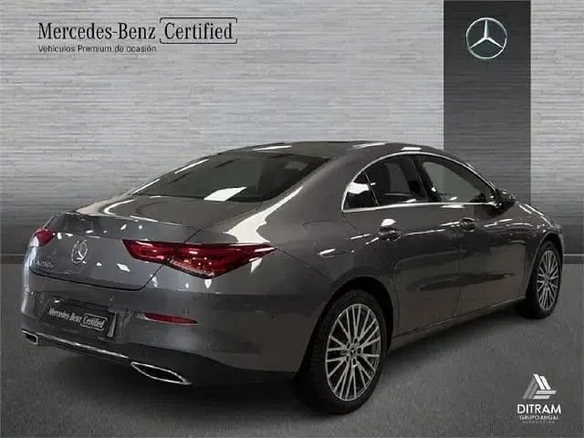 Usado Mercedes CLA250e 218 CV (160 kW) 2022 Gris montaña Coupe